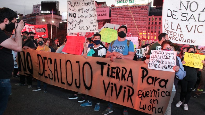 “Nos movilizamos por trabajo, por vivienda y para que las prioridades se inviertan”