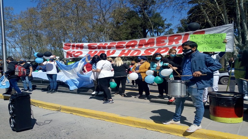 San Vicente: trabajadores de la salud exigen mejores condiciones laborales 