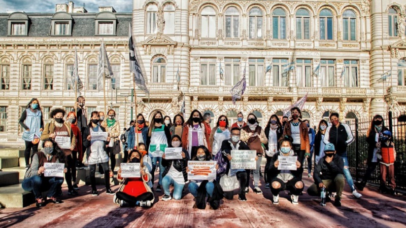 Gran caravana de la docencia porteña al Ministerio de Educación