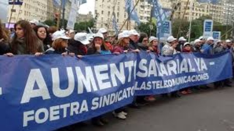 En Junín continúa la pelea por salario de trabajadores de telecomunicaciones