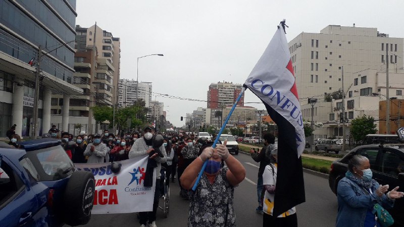 Valparaíso 12N: Trabajadoras/es de la Salud se toman las calles en contra del presupuesto miserable del Gobierno