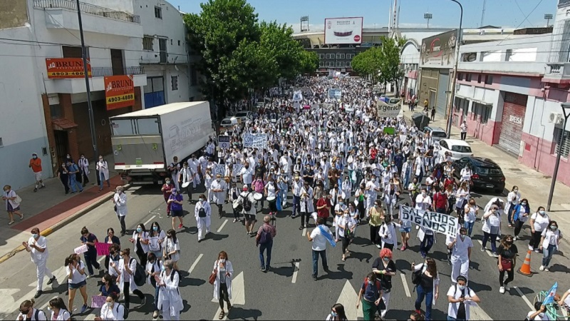 Viernes de marcha y acampe de la salud: “Necesitamos unidad, paro y plan de lucha hasta ganar”