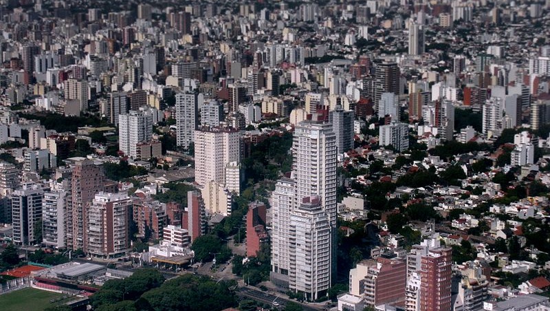 Mientras se debate Costa Salguero, Buenos Aires entra al podio de ciudades más caras