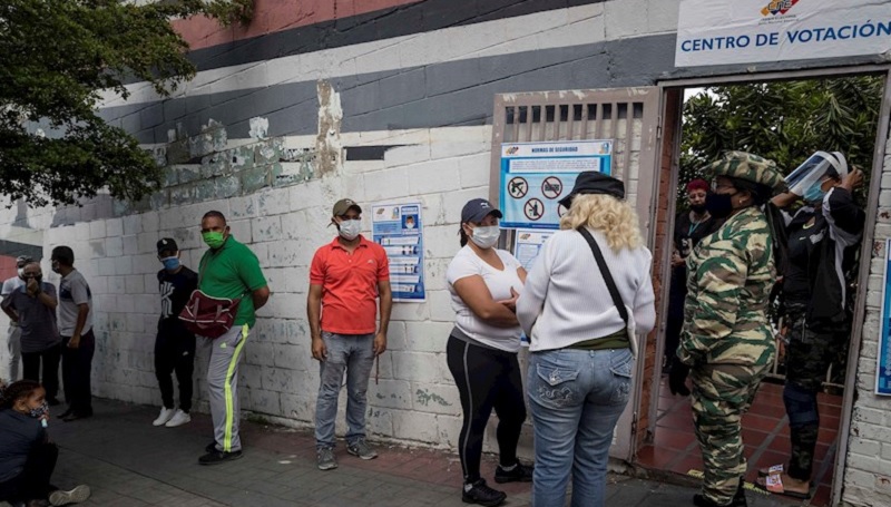 La alta abstención en las elecciones venezolanas expresa el descontento social y político