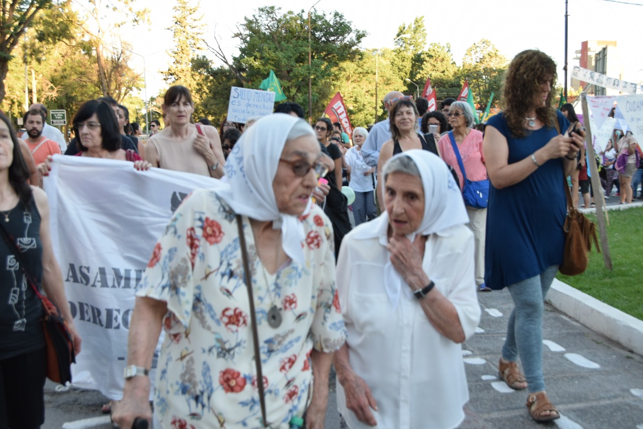 “Resistiendo contra los poderosos de siempre, en tiempo de pandemia, ni un paso atrás»