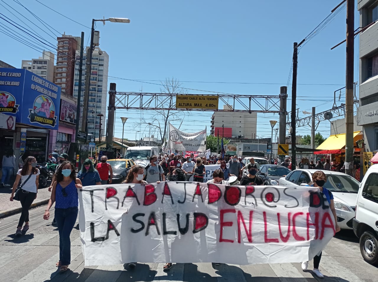 Ate Sur: Trabajadores de la salud se movilizan desde el Hospital Gandulfo a la municipalidad de Lomas de Zamora 