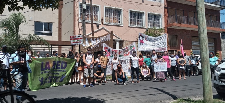 “Es fin de año y estamos sin cobrar”: docentes precarizados marcharon en La Matanza