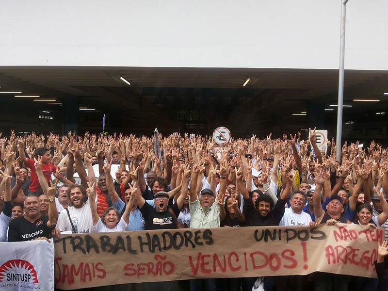 Tras 116 días, los trabajadores de la Universidad de San Pablo vencen y finalizan la huelga