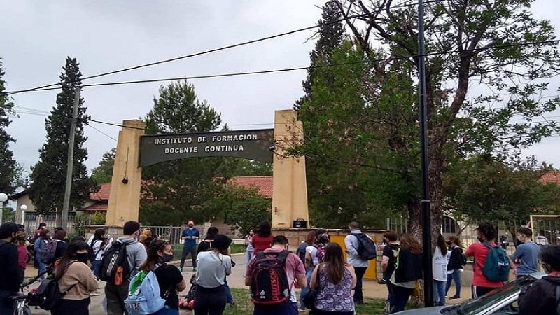 San Luis: al Gobierno puntano no le importa la vida de las y los docentes