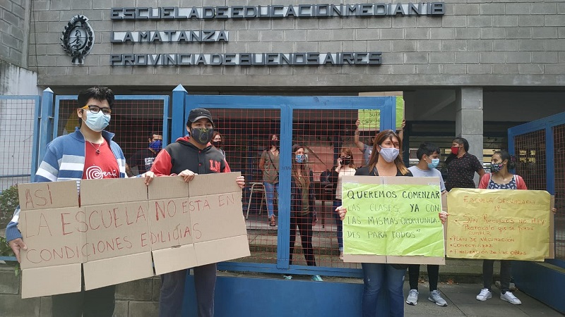 Ramos Mejía: "Nos vamos a seguir organizando porque en la escuela no están dadas las condiciones"