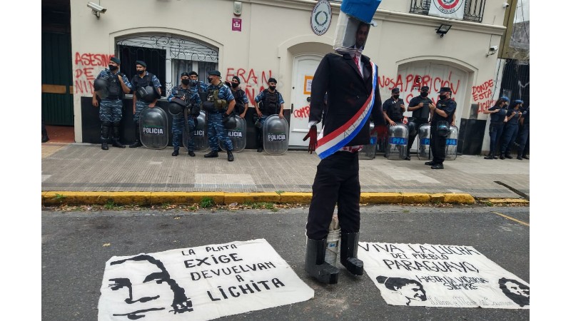 La Plata: realizan acto por la aparición de Lichita, niña desaparecida por el Estado paraguayo