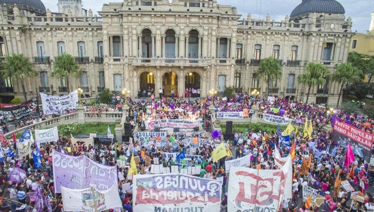 Un debate necesario hacia el 8M: ¿es posible reformar los poderes del Estado?