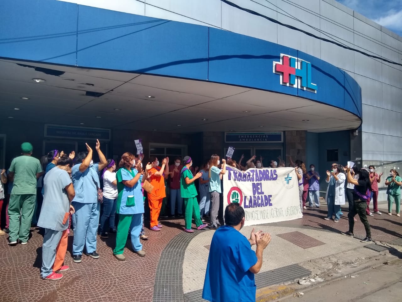 Hacia un gran abrazo solidario al Hospital Larcade