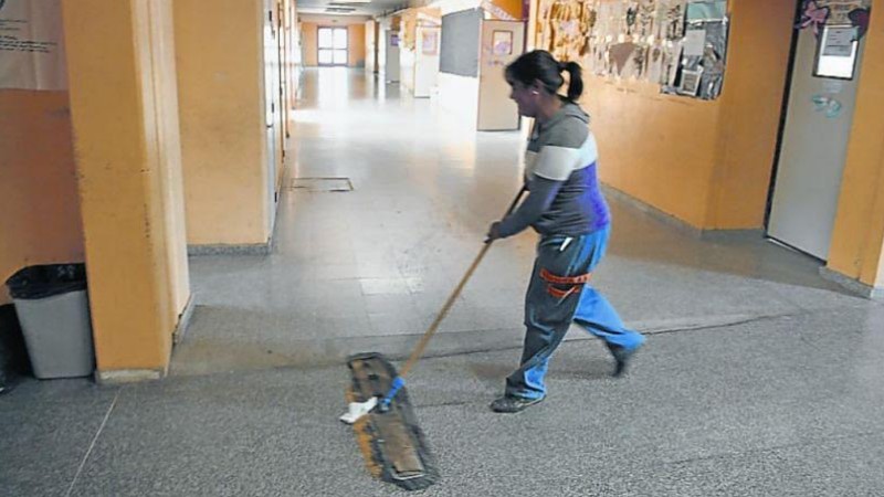 Una nueva paritaria estatal y los auxiliares de educación seguimos con sueldos de miseria