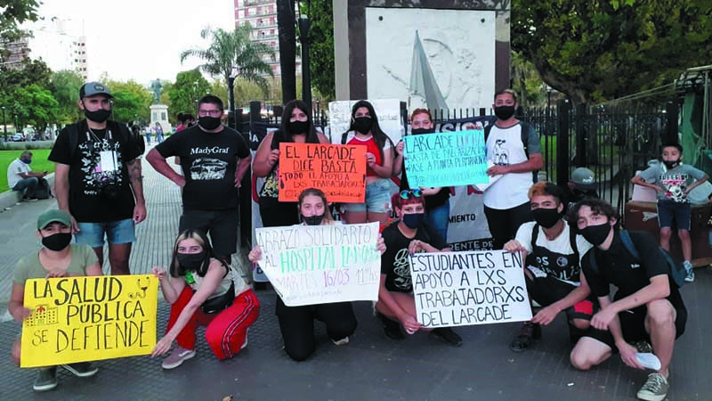 Gran jornada solidaria de la comisión de vecinos en apoyo al Hospital Larcade