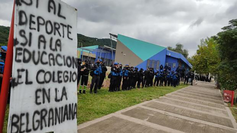 Campo Verde: con el barrio militarizado, el Gobierno “consulta” a vecinos