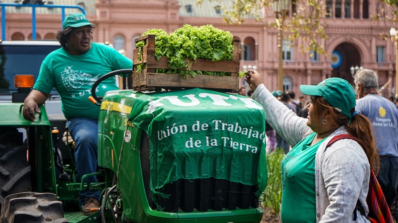 Verdurazo de la UTT en Congreso por el Día Mundial del Agua 