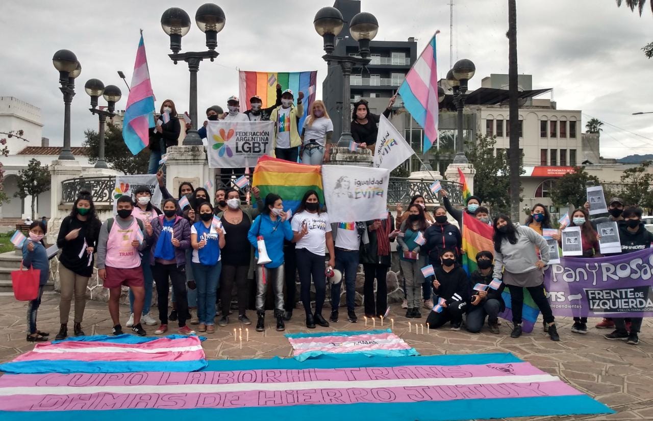 Banderazo en Jujuy por la visibilidad trans