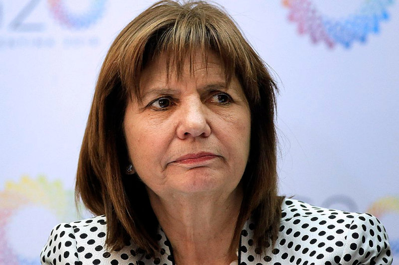 Bullrich en Bariloche redobla la apuesta en su campaña reaccionaria 