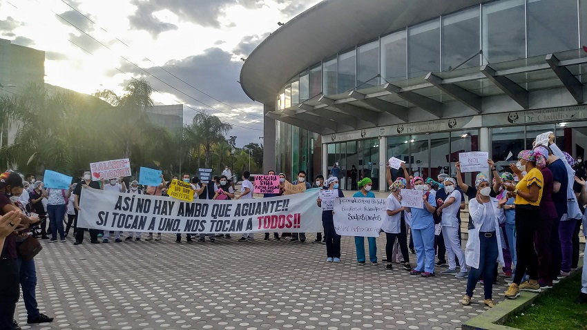 Crece la solidaridad hacia los médicos residentes del Hospital de Trauma