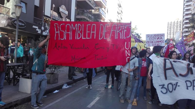 La asamblea de Artes vota marchar por la absolución de los 27 estudiantes