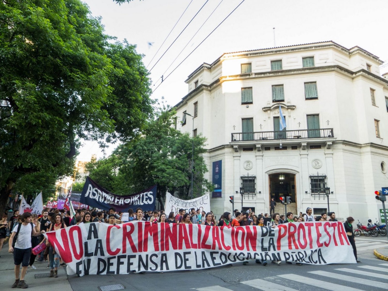 Concentración en Rosario por la absolución de lxs 27 estudiantes procesadxs de la Universidad de Córdoba