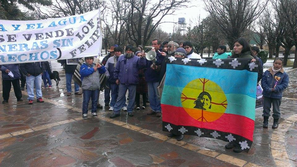 Marchan contra la minería a cielo abierto en Zapala