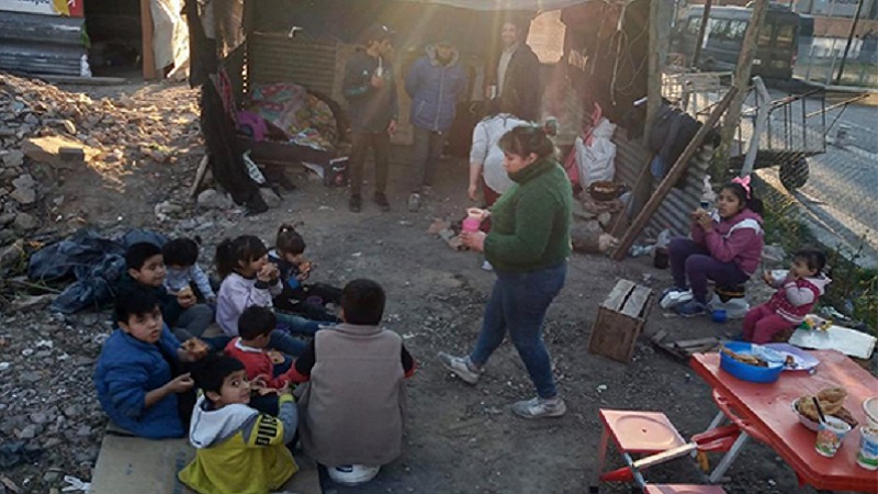 Una semana en la toma “La Containera” en la Villa 31: Las mujeres al frente alzan la voz