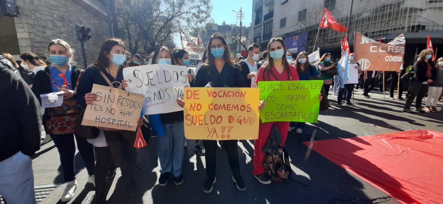 Paro y concentración de Salud en Córdoba