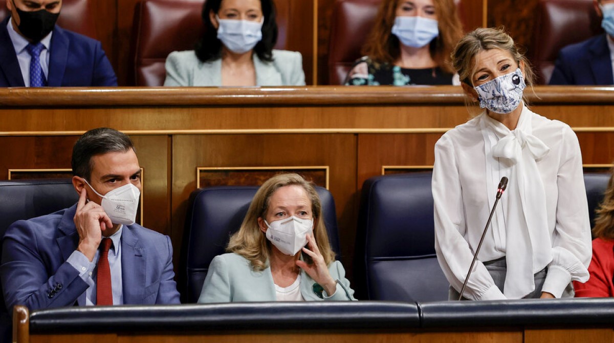 El debate sobre la reforma laboral abre una crisis en el Gobierno español