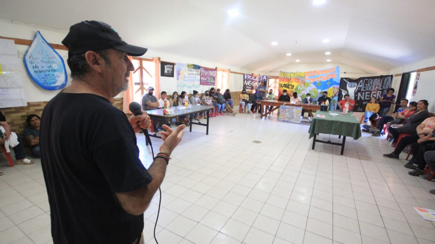 Raúl Godoy se reunió con trabajadores y movimientos sociales en Junín de los Andes