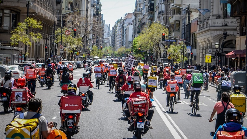 11 D ¿Porqué los repartidores tenemos que marchar contra el FMI?