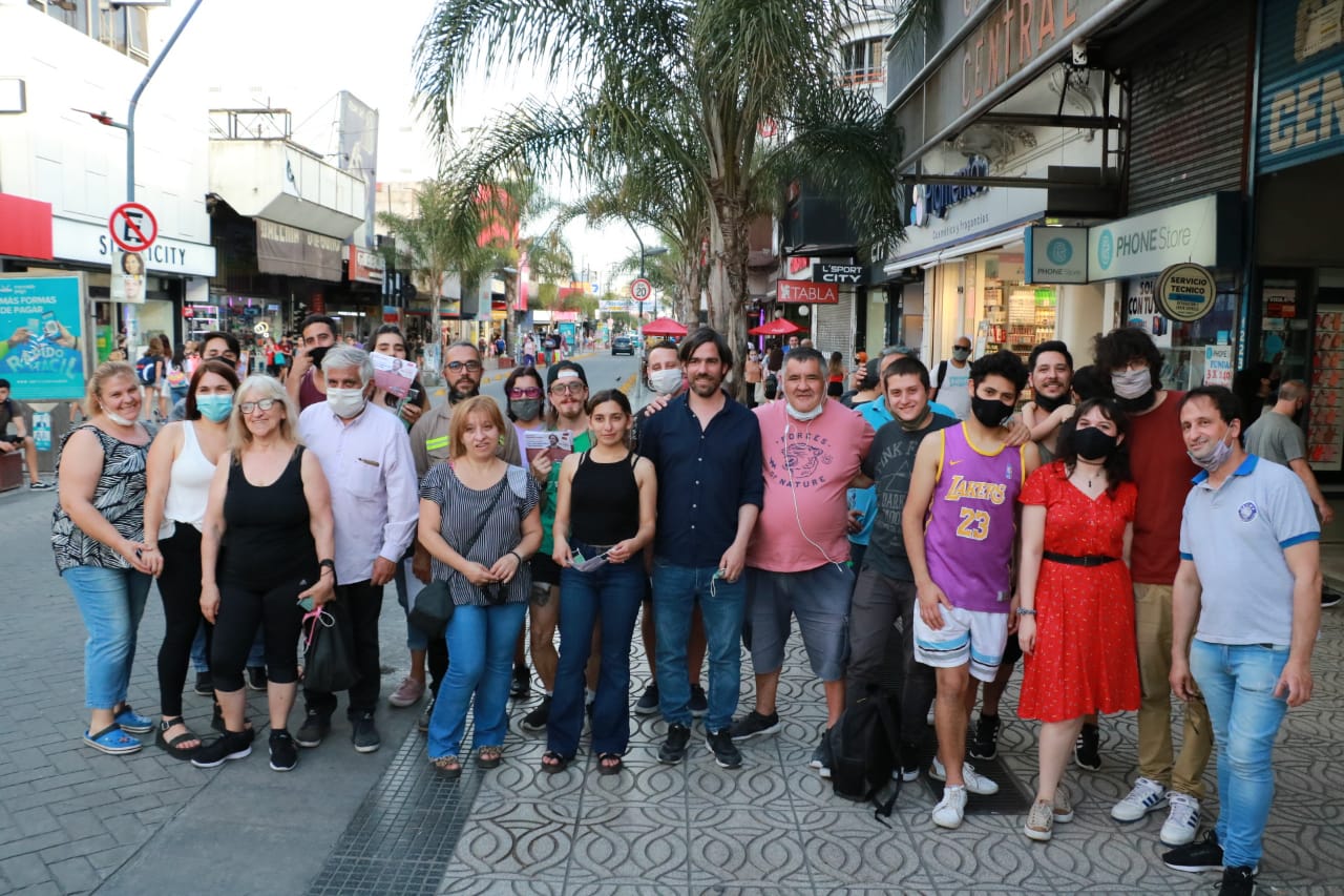 Tras una nueva elección histórica en Lanús, el Frente de Izquierda se moviliza contra el FMI