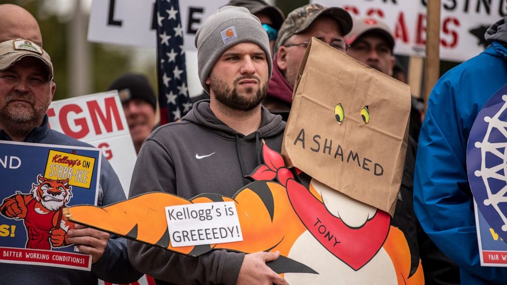 Trabajadores de Kellogg´s rechazan acuerdo y continúan huelga en Estados Unidos