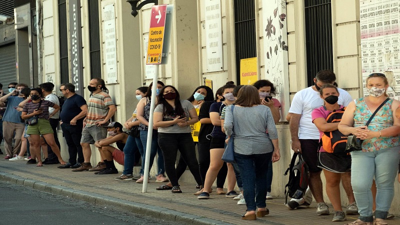 Colapso y desborde en los centros de testeos porteños