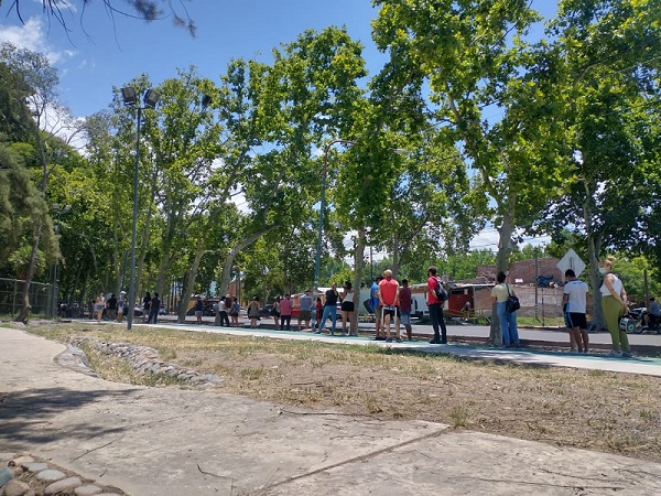 Crisis sanitaria: puntos de hisopados saturados en todo el Gran Mendoza