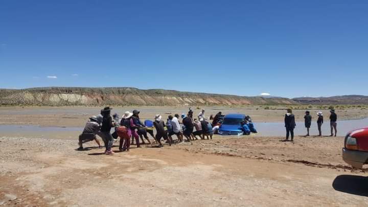 Comunidades de la Puna denuncian: “Arriesgamos la vida para llegar a casa”