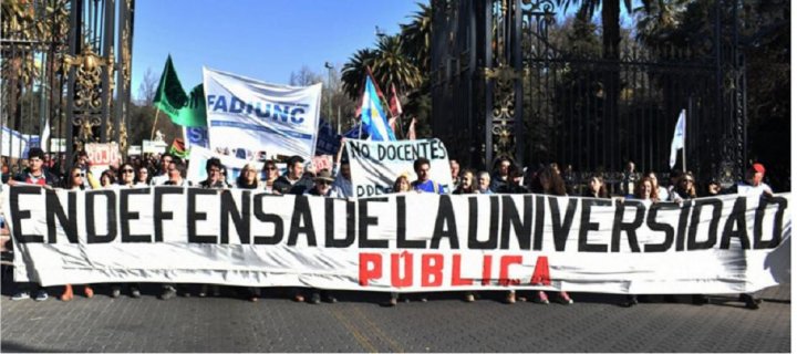 Docentes universitarios: para enfrentar el ajuste, se presentó la Multicolor en ConaduH