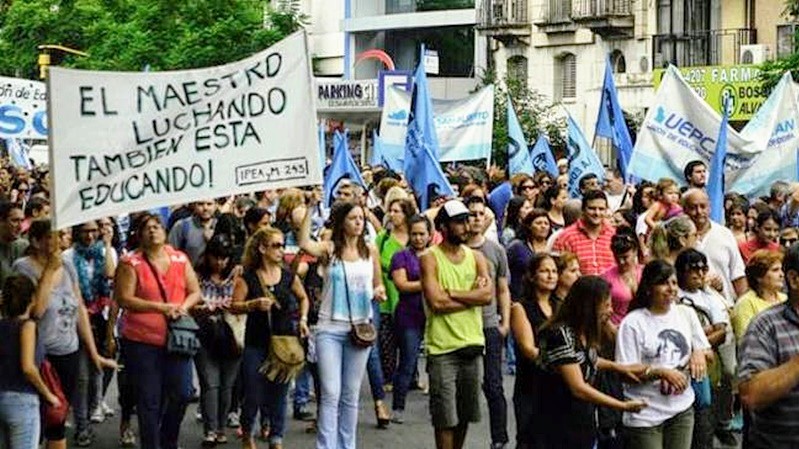 Las paritarias docentes en Córdoba se juegan contra el FMI y los gobiernos