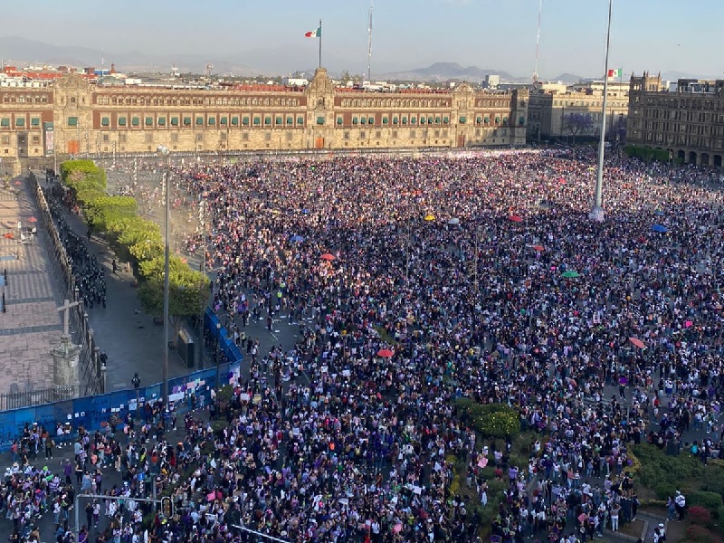 Enorme marcha en México: las mujeres se pusieron de pie ante el Gobierno de López Obrador