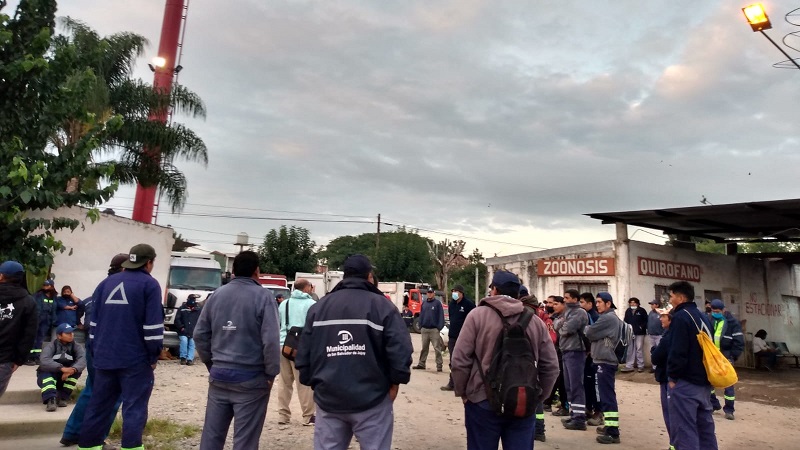 Trabajadores municipales de Alto Comedero inician medidas de fuerza