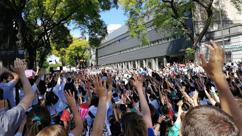 Residentes y concurrentes de la Ciudad: ¿cómo agrupar las fuerzas para pelear por todas nuestras demandas?