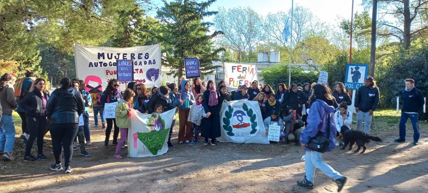 Movilización en Pehuen-Co reclamó justicia por el femicidio de Verónica Del Cero