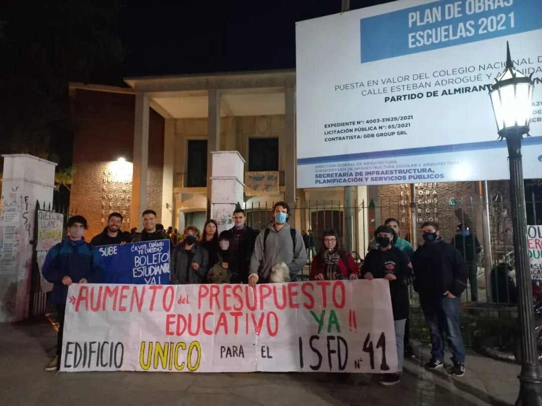 ISFD N°41: un llamado a asamblea en medio de la bronca que crece