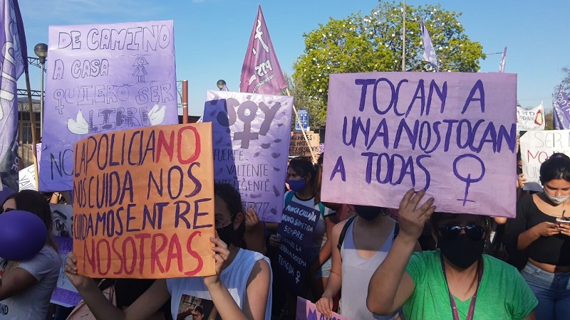 El secretario electoral disparó a su esposa y luego se mató