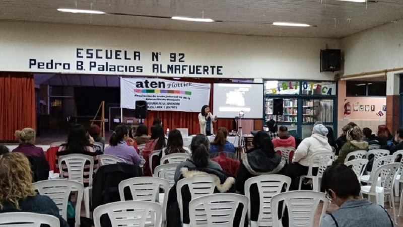 Aten Plottier realizó un taller sobre Violencia de Género