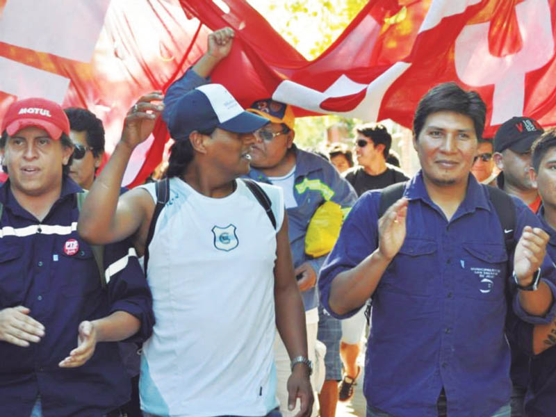 Amplio rechazo a la amenaza del Perro Santillán de expulsar a Alejandro Vilca del SEOM