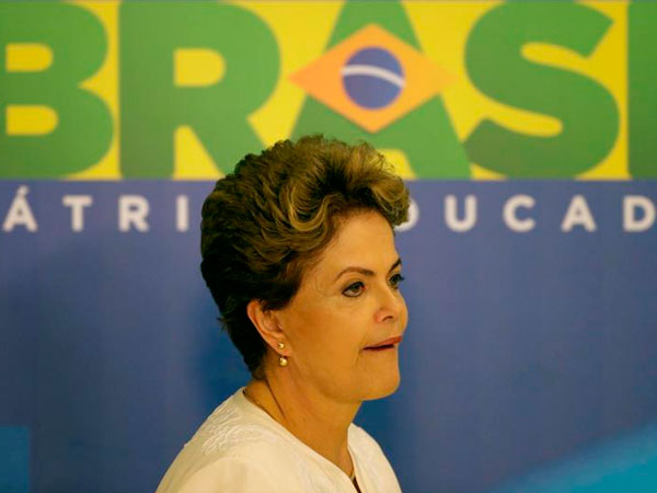 Crisis não tem fim: Dilma ante el fantasma del juicio político