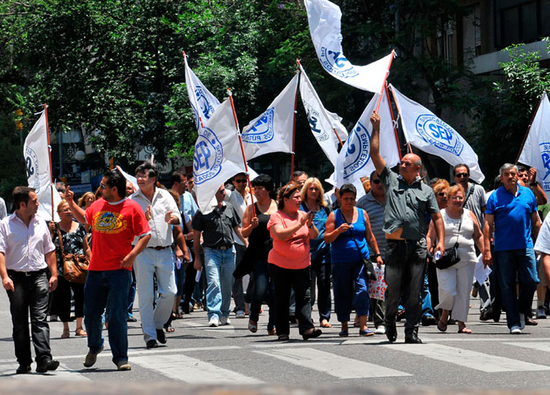 Córdoba: cuerpos orgánicos de la CGT se movilizaron junto a la Federación Agraria y escracharon supermercados