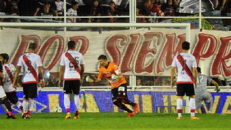 River dejó escapar su última chance y se despidió de la lucha por el campeonato en Entre Ríos